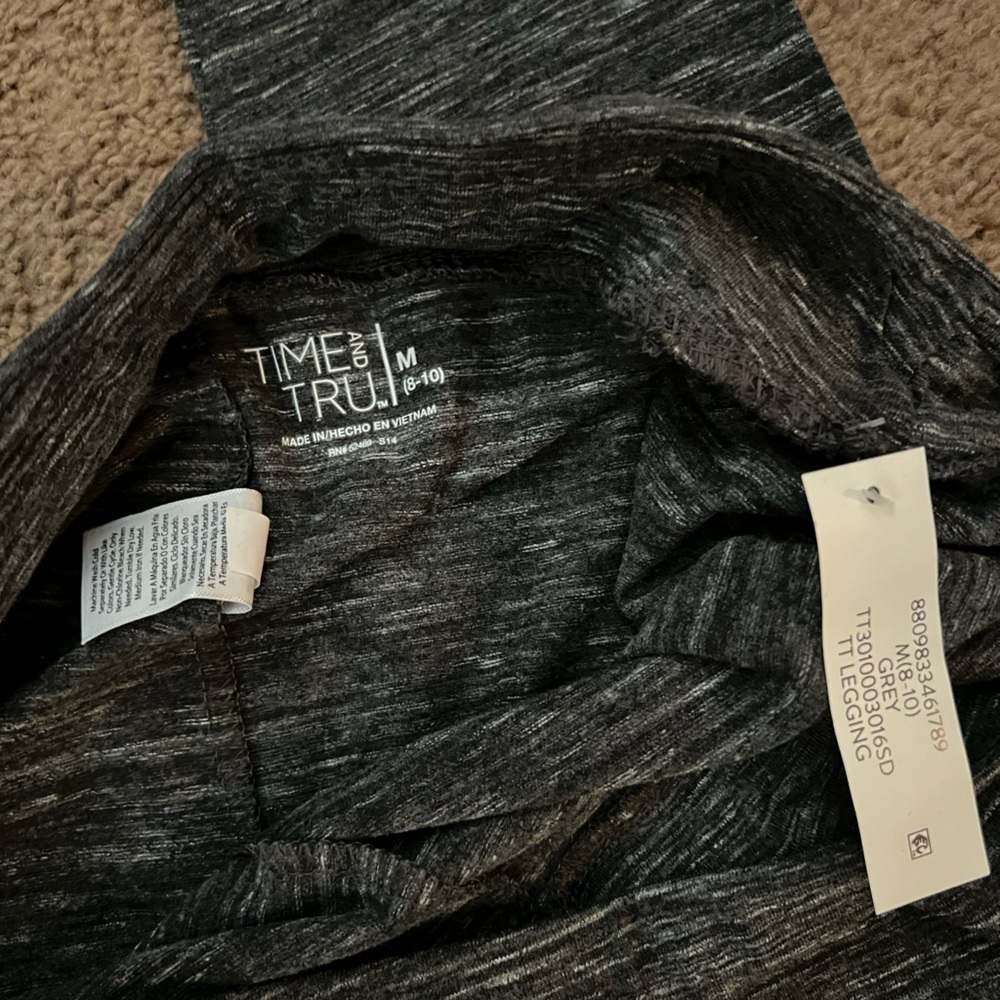 Time and Tru- Leggings​​​​​​​​ - Picture 3 of 3